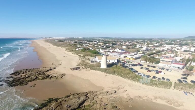 Mejores lugares para practicar deportes acu&aacute;ticos cerca de Barbate
